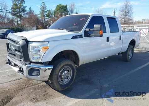 2015 Ford F-250 Xl z USA, uszkodzony, nr VIN 1FT7W2B64FEB83070
